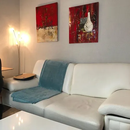 Le Pinky Bird - 15 Pasteur Paris